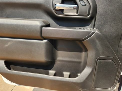 New 2024 GMC Sierra 2500 Pro w/ Convenience Package image 17