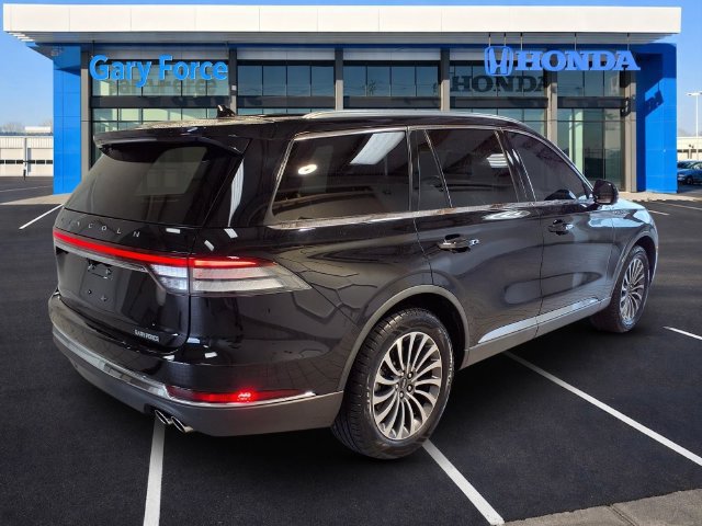 Used 2022 Lincoln Aviator Reserve w/ Elements Package Plus AWD/4WD image 2
