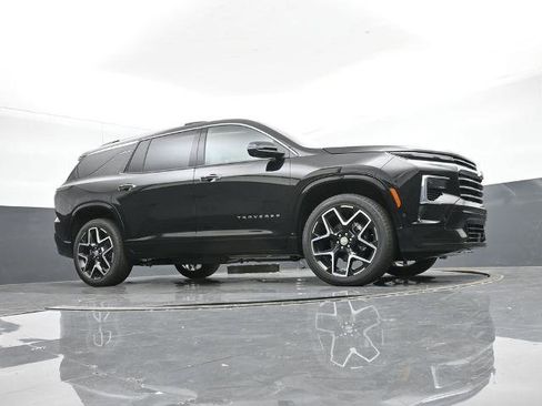 New 2026 Chevrolet Traverse High Country w/ LPO, Floor Liner Package image 15