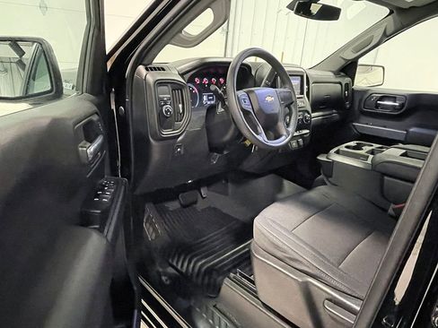 Used 2020 Chevrolet Silverado 1500 Custom w/ Custom Value Package image 18