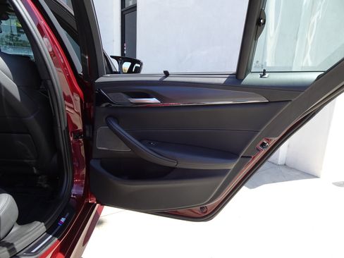 Used 2022 BMW M5 w/ Competition Package image 19