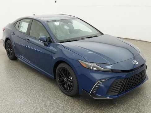 New 2026 Toyota Camry SE image 20