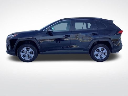 Used 2025 Toyota RAV4 XLE image 6