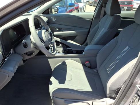 New 2026 Hyundai Elantra SEL Sport Premium FWD image 10