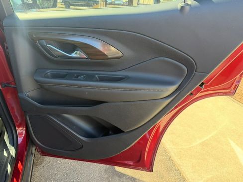 Used 2018 GMC Terrain Denali w/ Advanced Safety Package image 28