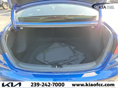 Used 2024 Kia Forte LXS w/ LXS Technology Package FWD image 10