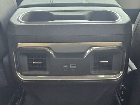 Used 2025 GMC Sierra 1500 Elevation AWD/4WD image 23