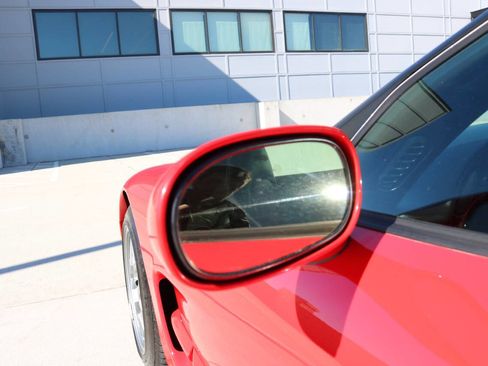 Used 2001 Chevrolet Corvette Z06 w/ Memory Pkg image 16