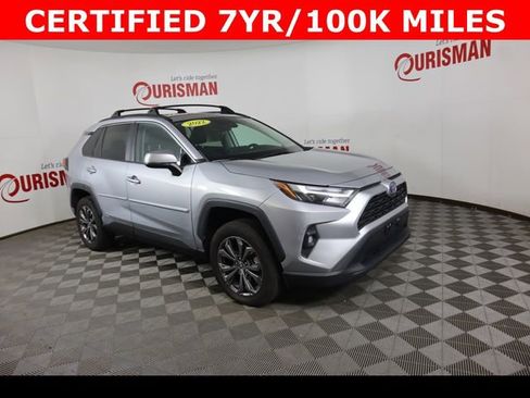 Used 2022 Toyota RAV4 XLE Premium image 21