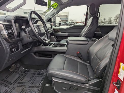 Used 2024 Ford F350 Lariat w/ Lariat Ultimate Package image 25