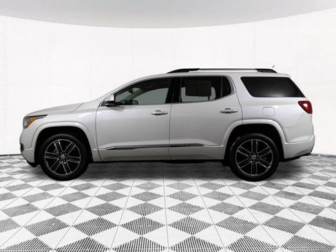 Used 2018 GMC Acadia Denali w/ Technology Package image 11