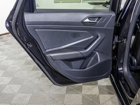 Used 2020 Volkswagen Jetta R-Line FWD image 39