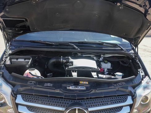 Used 2017 Mercedes-Benz Sprinter 3500 image 15