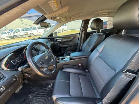 Used 2014 Chevrolet Impala LT image 10