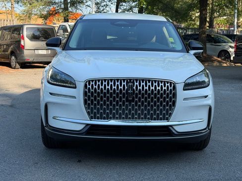 Used 2024 Lincoln Corsair AWD image 5