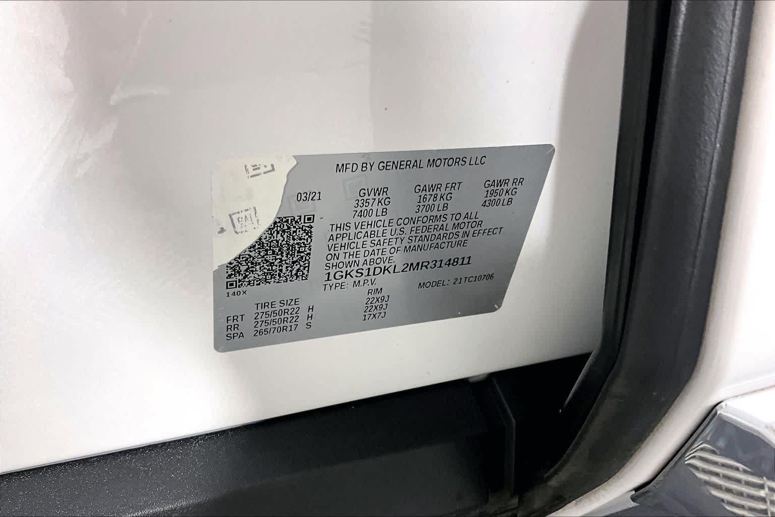 Used 2021 GMC Yukon Denali w/ Denali Premium Package RWD image 32