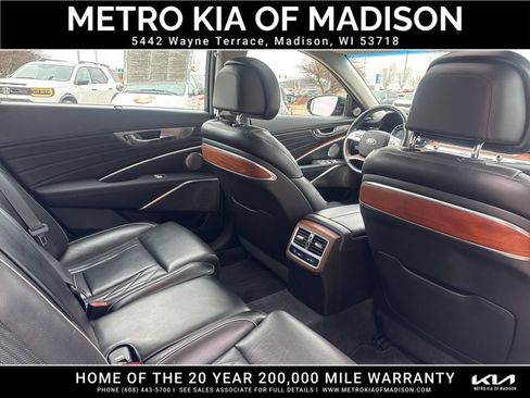 Used 2020 Kia K900 Luxury w/ VIP Package AWD/4WD image 35