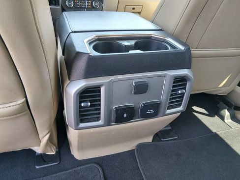 Used 2021 Ford F250 Lariat w/ FX4 Off-Road Package AWD/4WD image 13