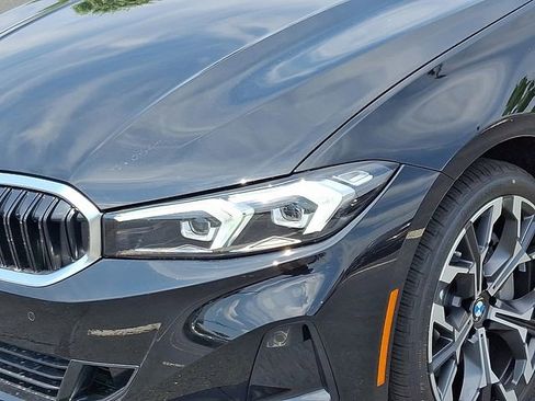 Certified 2025 BMW 330i xDrive Sedan w/ Convenience Package image 9