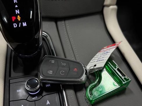 Used 2023 Cadillac XT5 Premium Luxury image 37