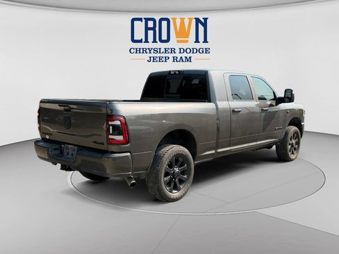 Used 2024 RAM 2500 Laramie w/ Night Edition AWD/4WD image 3