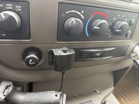 Used 2009 Dodge Ram 3500 Truck SLT image 30