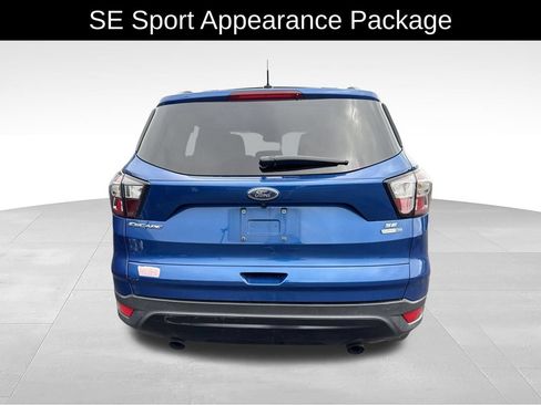 Used 2017 Ford Escape SE w/ SE Sport Appearance Package AWD/4WD image 4
