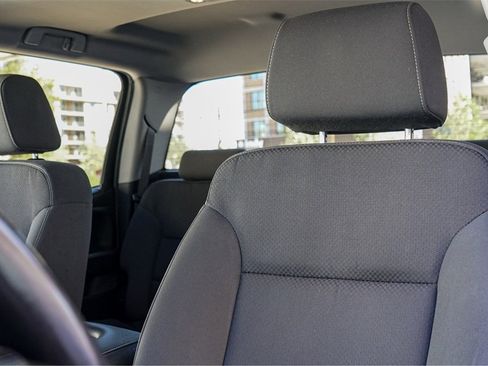 Used 2018 Chevrolet Silverado 1500 LT w/ All Star Edition image 38