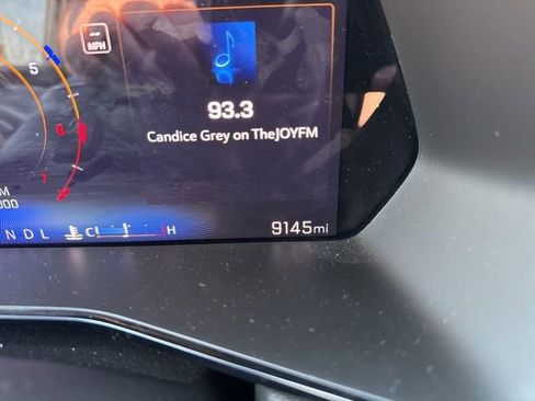 Used 2024 Chevrolet Colorado LT w/ LT Convenience Package image 16