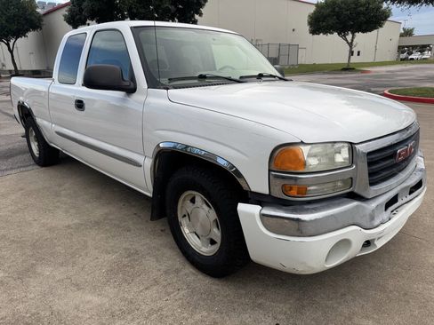Used 2004 GMC Sierra 1500 SLE w/ Light Duty Power Package RWD image 3