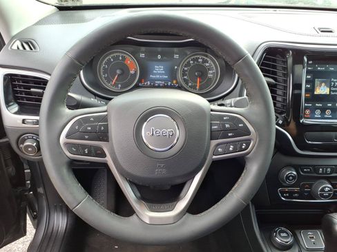 Used 2022 Jeep Cherokee Limited AWD/4WD image 19
