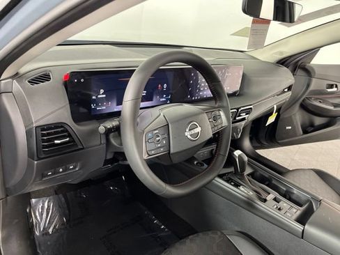 New 2026 Nissan Sentra SR w/ SR Premium Package FWD image 20