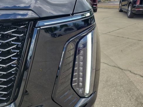 New 2026 Cadillac Escalade Platinum Sport AWD/4WD image 10