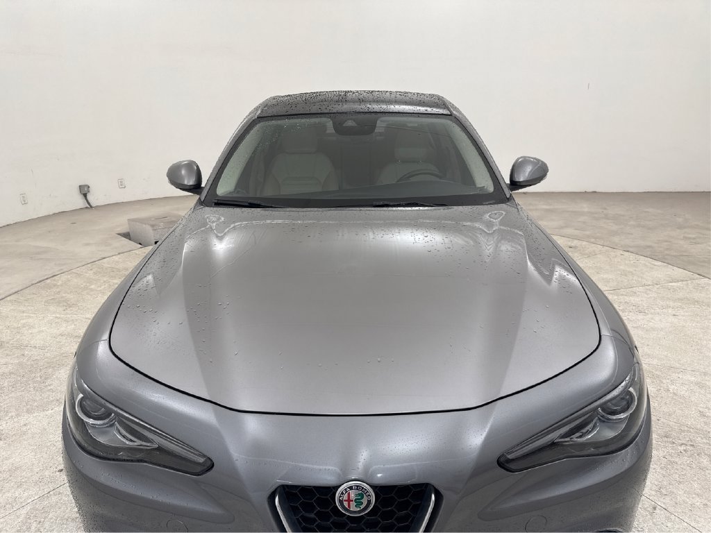 Used 2019 Alfa Romeo Giulia Ti w/ Quick Order Package 22Z Lusso RWD image 18