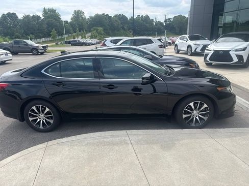 Used 2015 Acura TLX w/ Technology Package FWD image 2