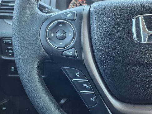 Certified 2017 Honda Pilot EX image 14