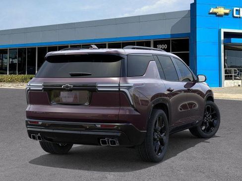 New 2026 Chevrolet Traverse RS w/ LPO, Floor Liner Package image 4