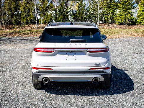 Used 2021 Lincoln Corsair AWD w/ Premium Package image 6