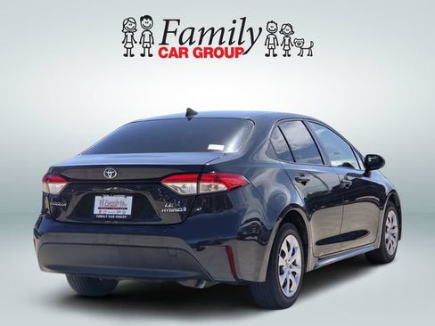 Used 2023 Toyota Corolla LE w/ Carpet Mat Package (TMS) FWD image 4