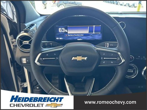 Used 2024 Chevrolet Blazer EV LT AWD/4WD image 18
