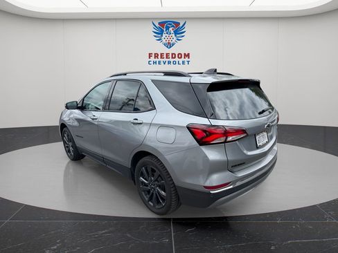 Used 2023 Chevrolet Equinox RS AWD/4WD image 4