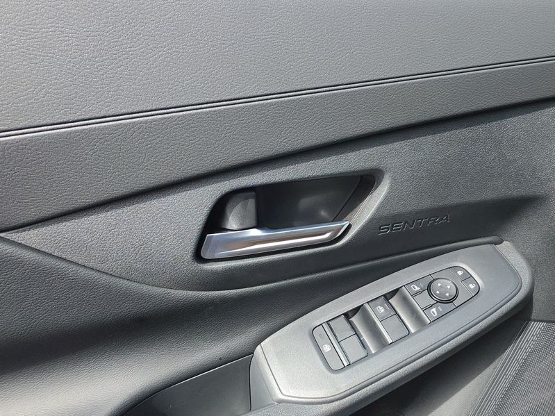 New 2027 Nissan Sentra SV w/ SV Convenience Package FWD image 21