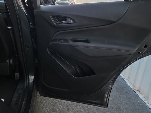 Used 2023 Chevrolet Equinox RS w/ LPO, Cargo Package image 30