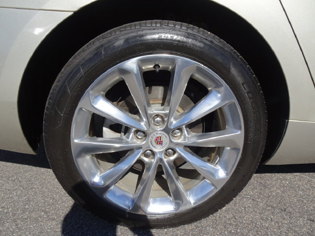 Used 2014 Cadillac XTS Luxury w/ Driver Awareness Package FWD image 36