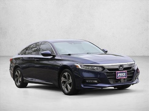 Used 2018 Honda Accord EX image 3