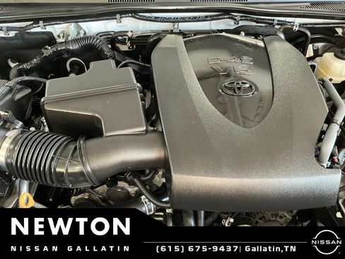 Used 2023 Toyota Tacoma 4x4 Double Cab image 48