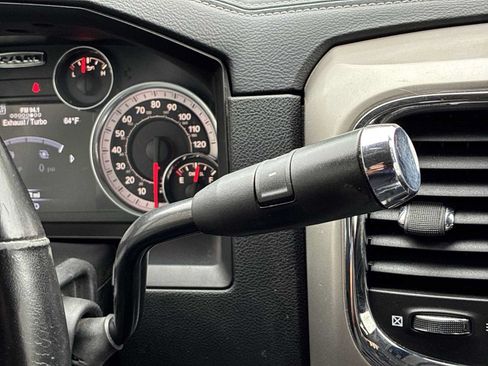 Used 2018 RAM 2500 Laramie w/ Convenience Group AWD/4WD image 21