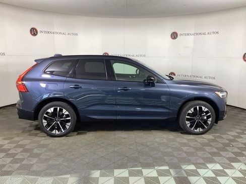 New 2026 Volvo XC60 B5 Plus w/ Protection Package Premier image 4