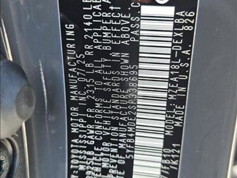 New 2025 Toyota Corolla LE image 16