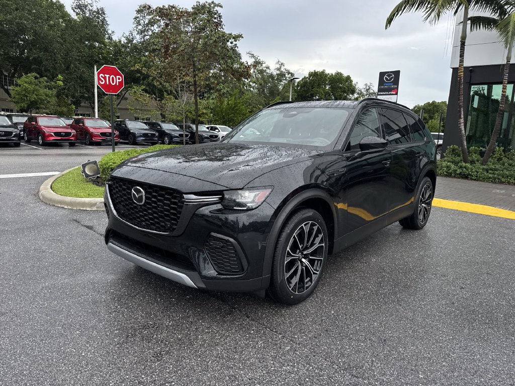 Certified 2025 MAZDA CX-70 Plug-In Hybrid w/ Premium Plus AWD/4WD image 9